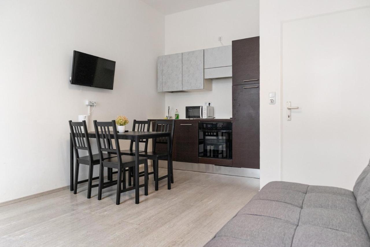 Pleasant 2br - Perfect For Long Wien